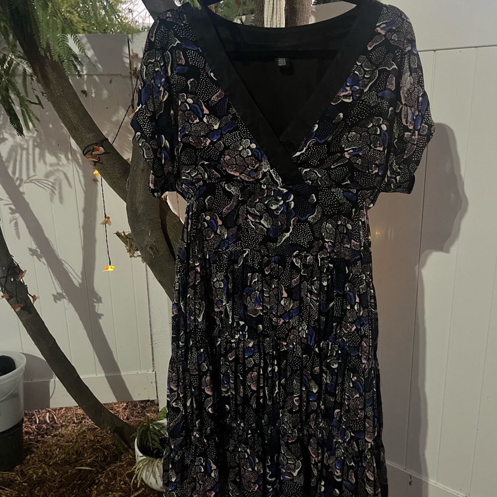 I Heart Ronson Black and Blue Maxi Dress